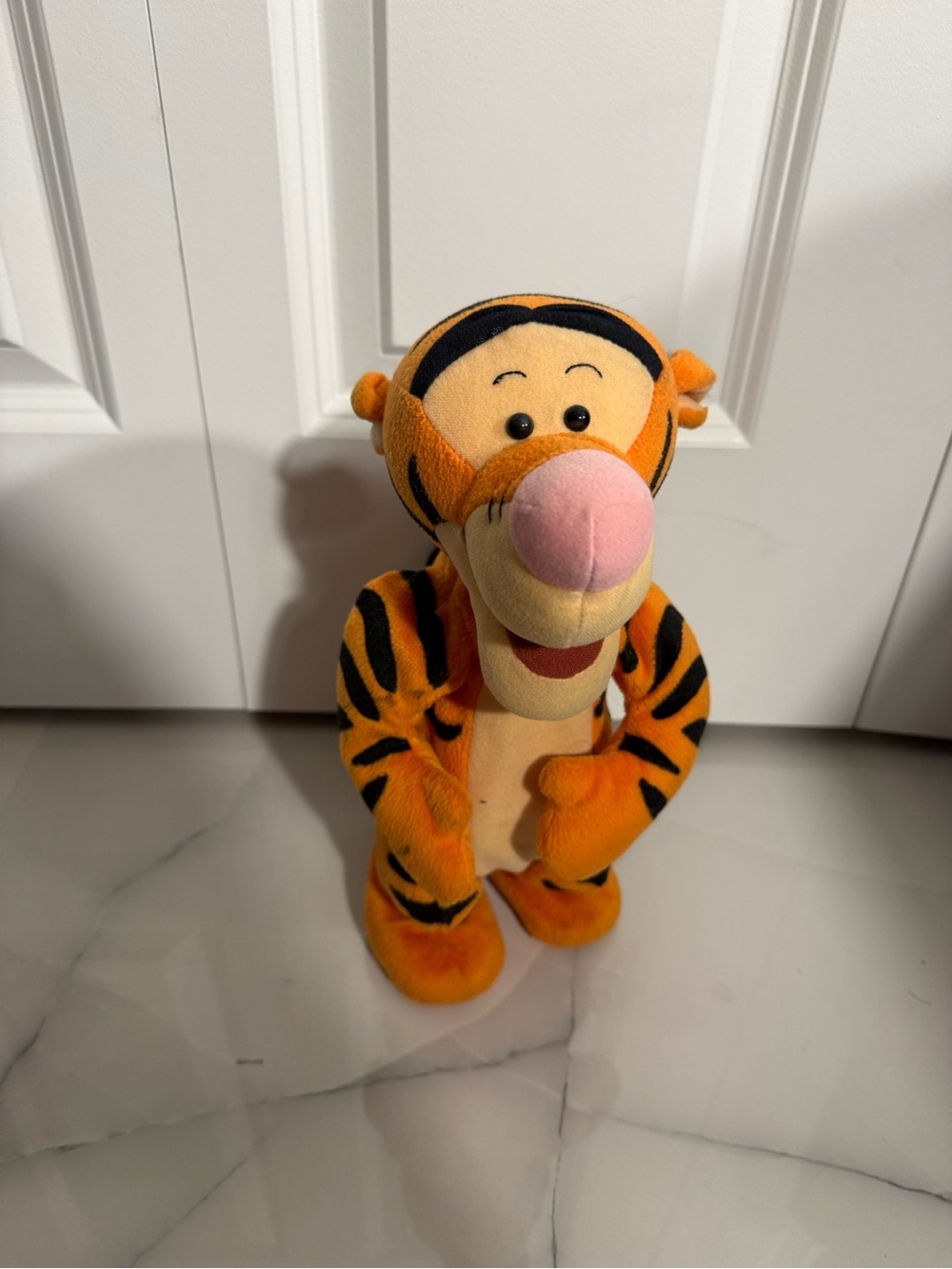 Mattel 1998 Bouncing Tigger Plush